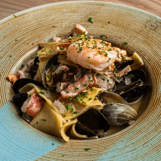 Seafood Pasta.